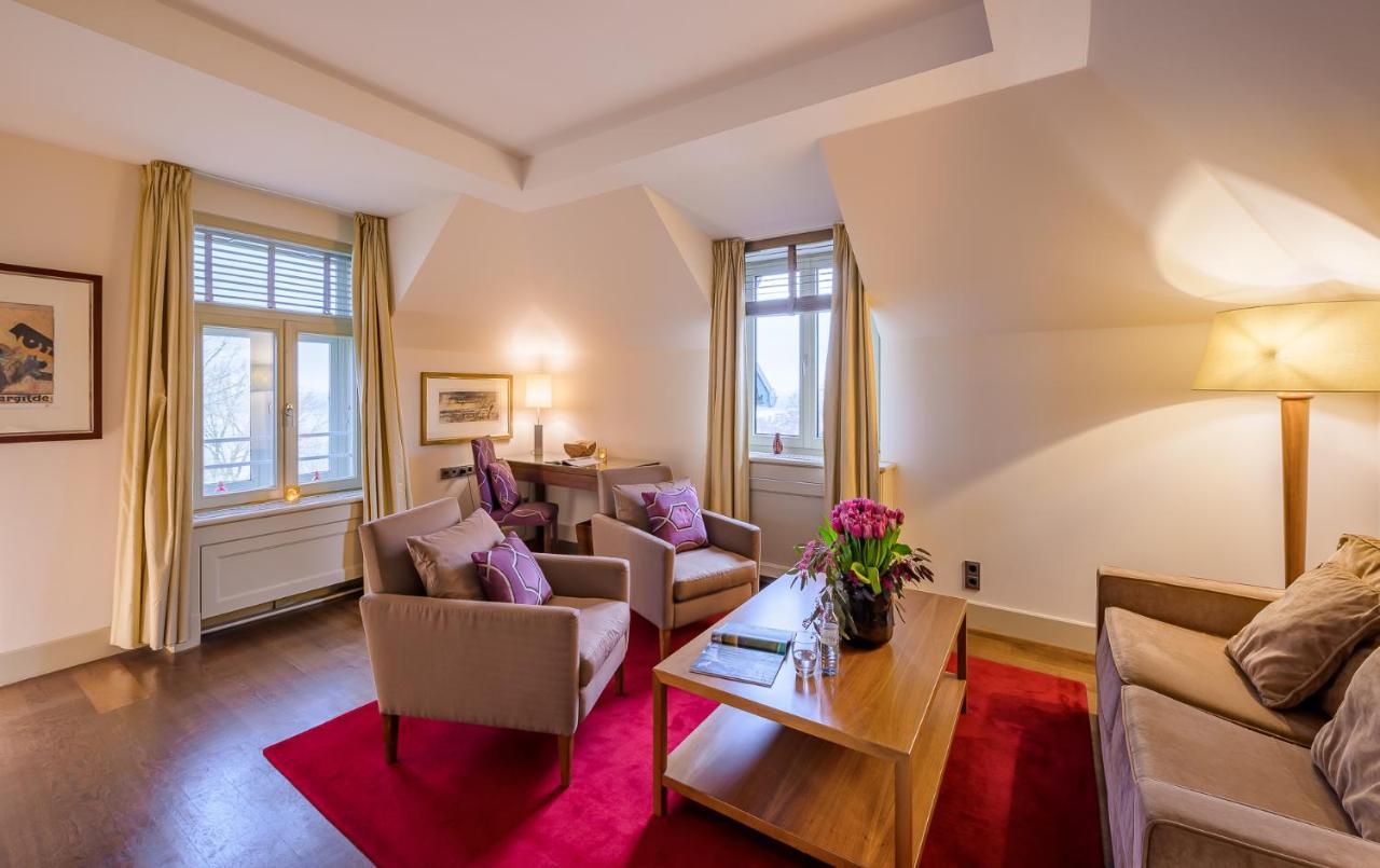 Hotel Elbcottage - Remise Am Süllberg - Boarding House *